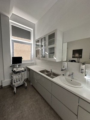 Niepubliczny Zakład Opieki Zdrowotnej "MEDICA"