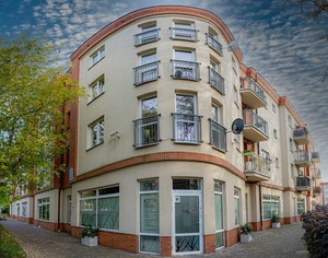 CENTRUM MEDYCZNE UŁAŃSKA