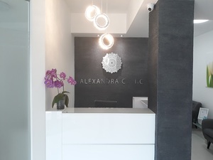 CENTRUM  MEDYCZNE ALEXANDRA CLINIC