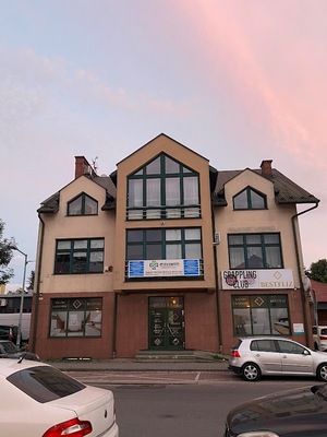 SPECJALISTYCZNE CENTRUM MEDYCZNE MOVEMED